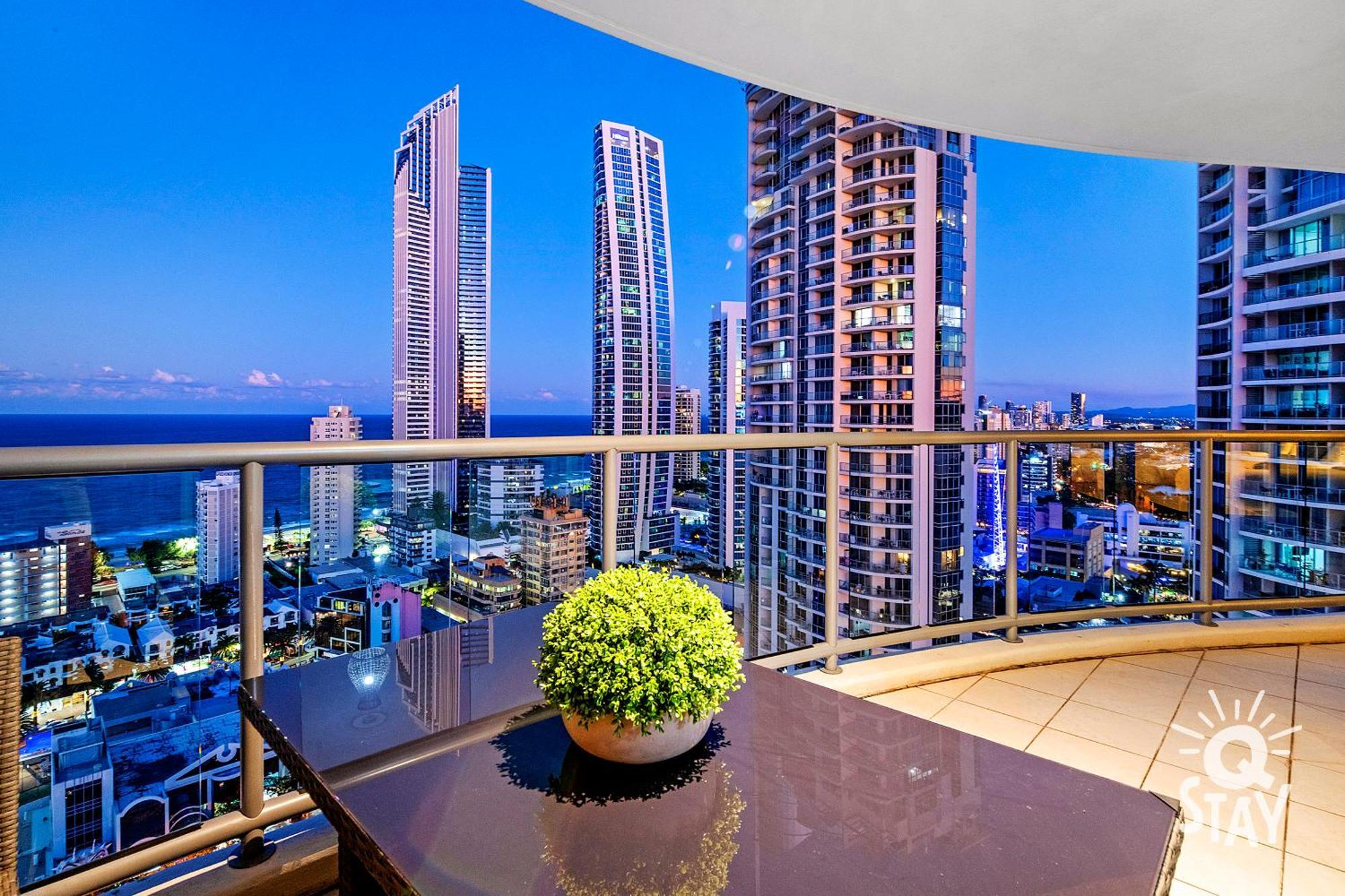 Chevron Renaissance Surfers Paradise Mid Week Madness Deal - Q Stay Gold Coast Eksteriør bilde