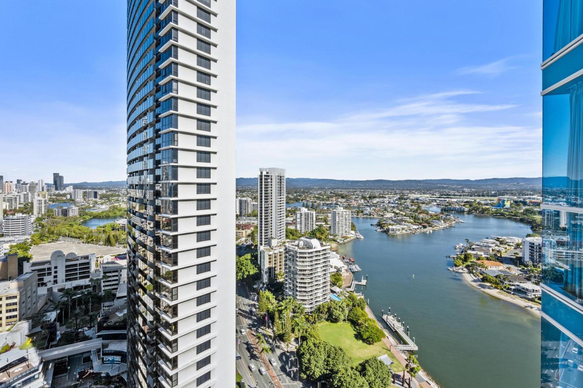 Chevron Renaissance Surfers Paradise Mid Week Madness Deal - Q Stay Gold Coast Eksteriør bilde